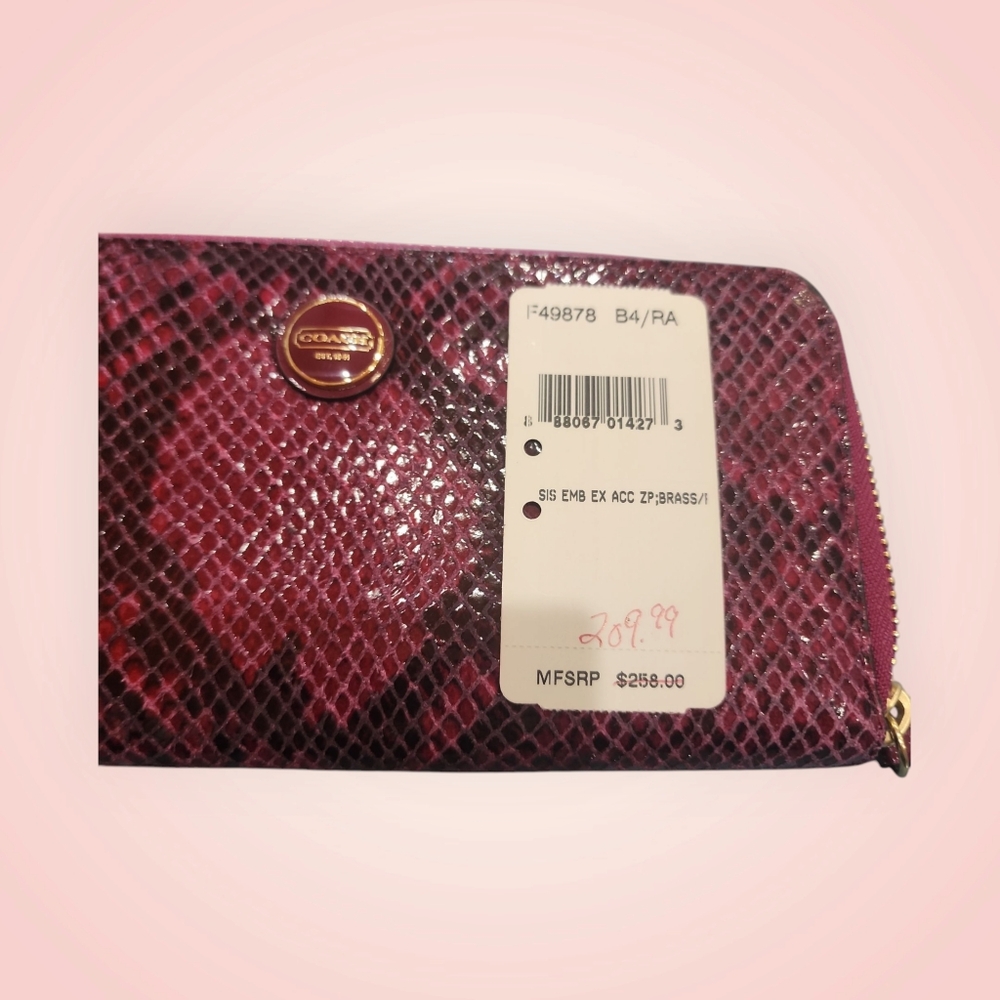 Coach Embossed Wallet - Picture 5 of 10